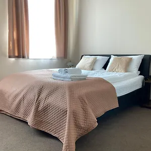 Ξενοδοχείο με διαμερίσματα Domingo Elegant Old Town